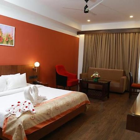 Hotel Sky Paradise Iritti Екстер'єр фото