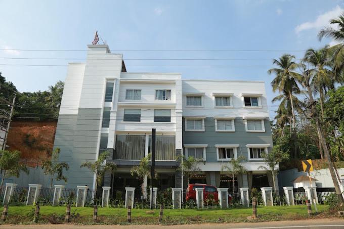 Hotel Sky Paradise Iritti Екстер'єр фото